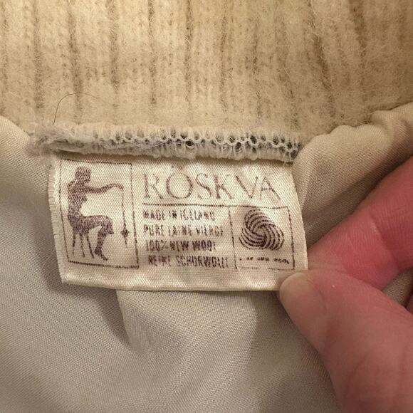 Vintage woman’s ROSKVA wool Icelandic jacket, medium - Picture 7 of 8